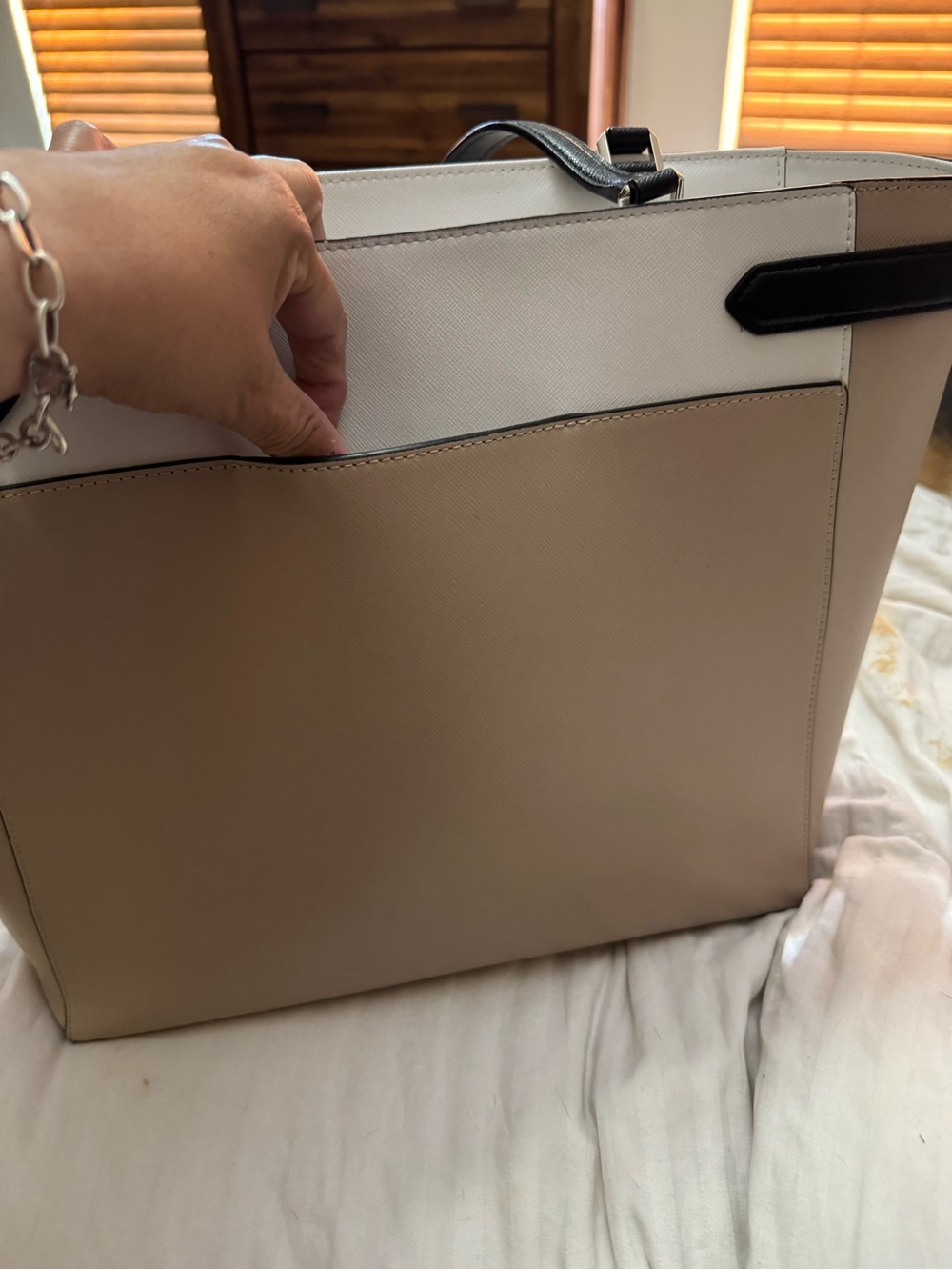 kate spade Beige and Black Tote with Coordinating Wallet - Picture 4 of 6